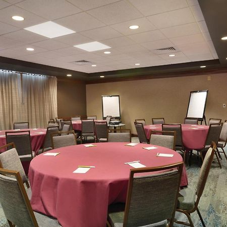 Courtyard By Marriott Fort Smith Downtown Екстериор снимка
