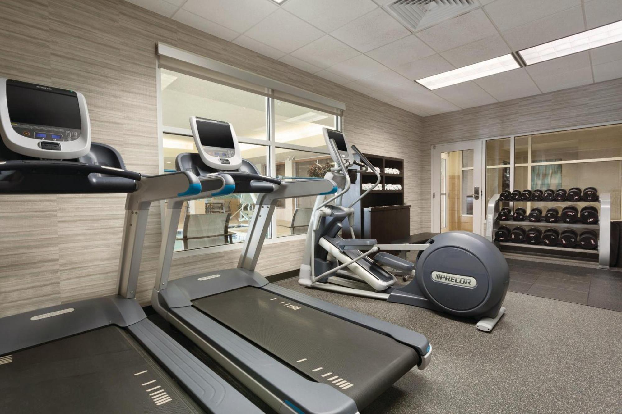 Courtyard By Marriott Fort Smith Downtown Екстериор снимка