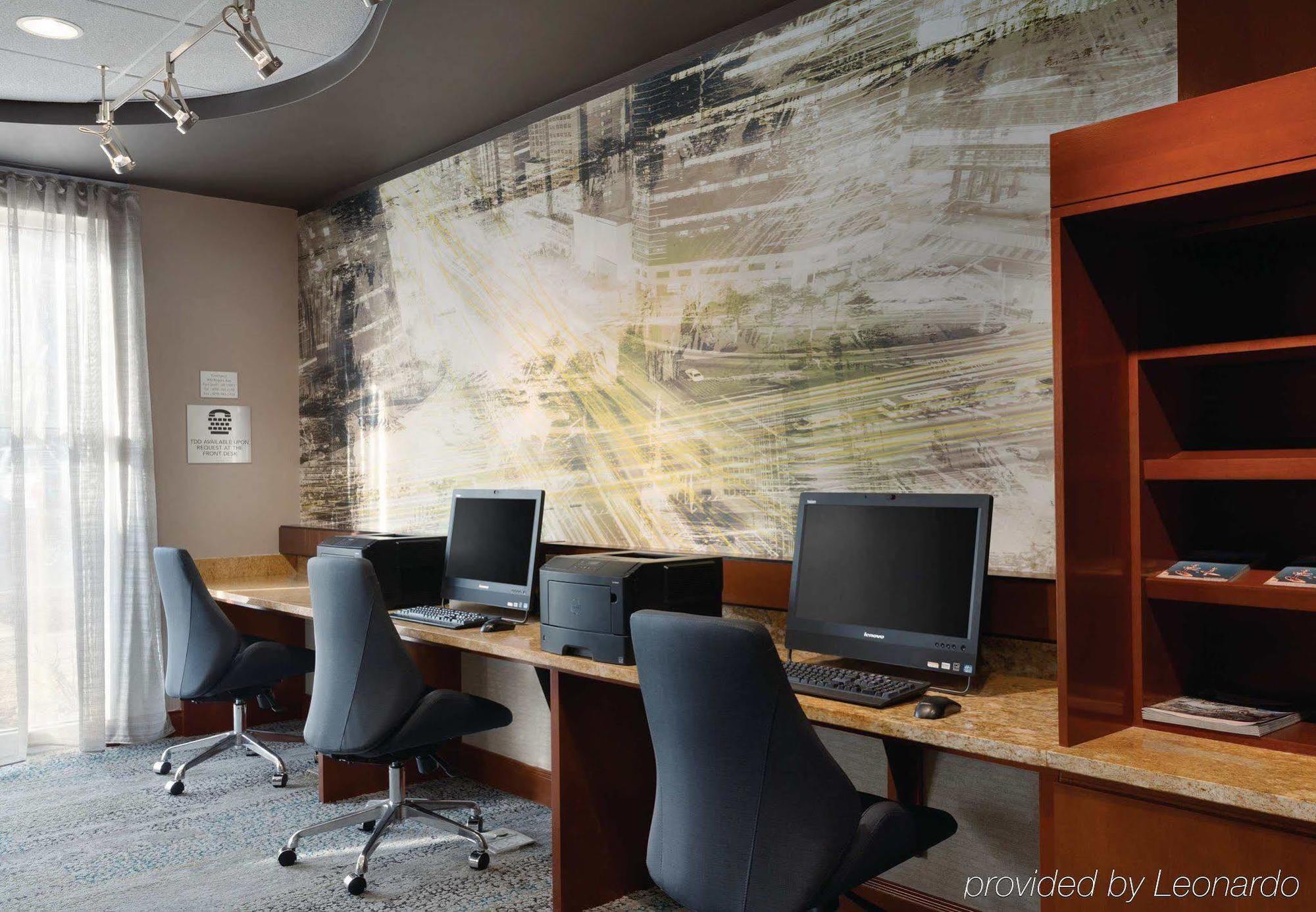 Courtyard By Marriott Fort Smith Downtown Екстериор снимка