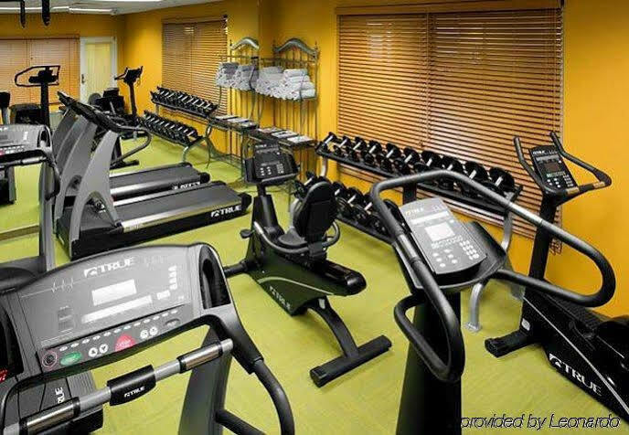 Courtyard By Marriott Fort Smith Downtown Екстериор снимка